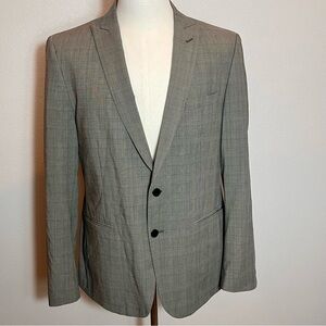 John Varvatos Men’s Blazer Gray Plaid Sz 42R Timeless Designer Refined Luxury